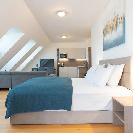 Hotel Triester-2